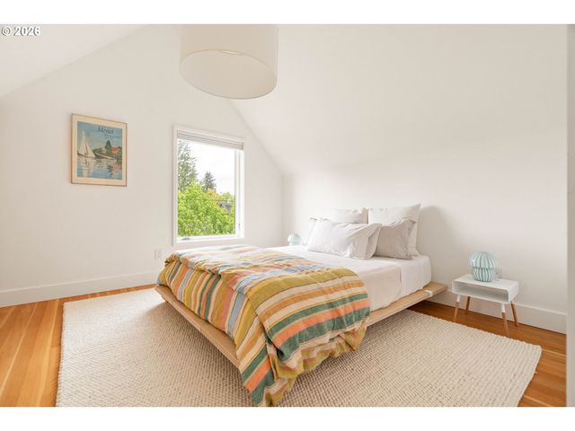 3576 Ne BRYCE St, Portland, OR 97212