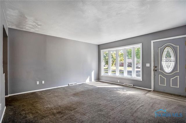 104 Chorus Lane, Toledo, OH 43615