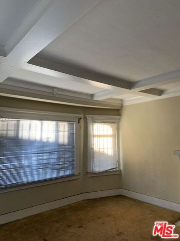 4305 S Flower Street, Los Angeles, CA 90037