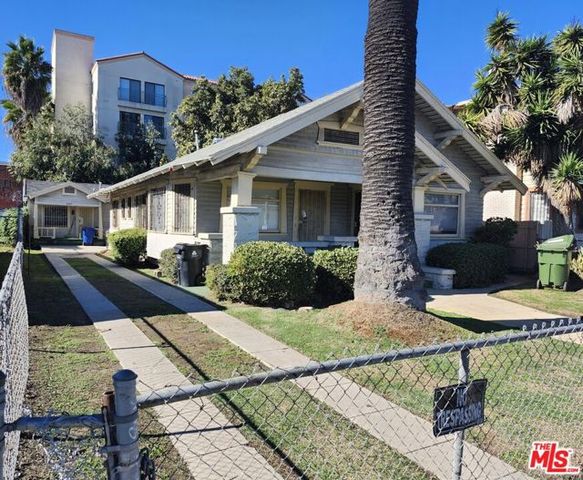 4305 S Flower Street, Los Angeles, CA 90037