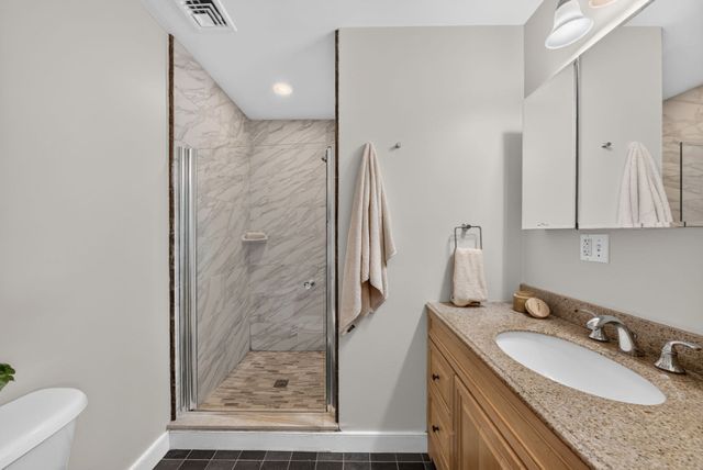96 Neponset Ave 1, Boston, MA 02122