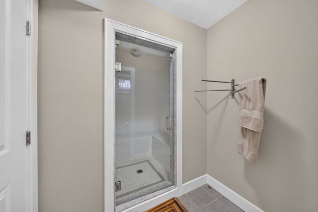 96 Neponset Ave 1, Boston, MA 02122