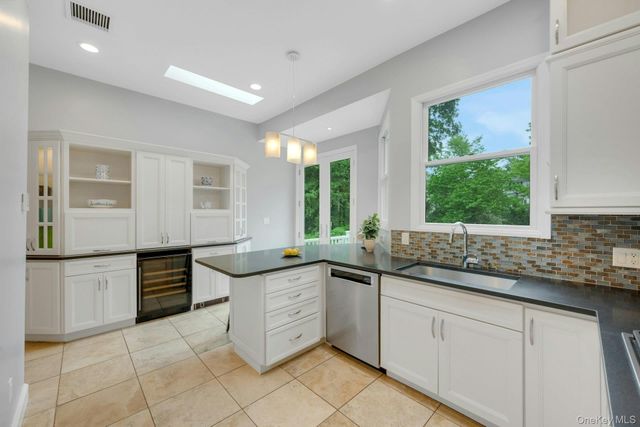 31 Pierce Drive, Pleasantville, NY 10570