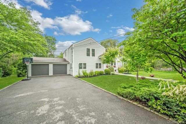 31 Pierce Drive, Pleasantville, NY 10570