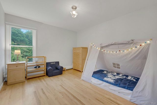 31 Pierce Drive, Pleasantville, NY 10570