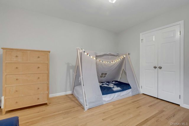 31 Pierce Drive, Pleasantville, NY 10570