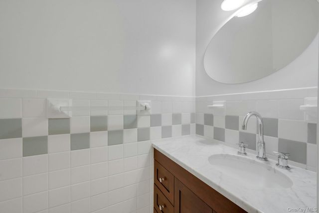 31 Pierce Drive, Pleasantville, NY 10570