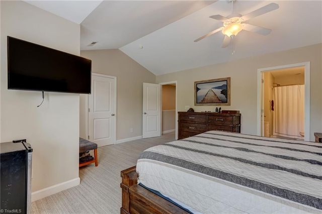 33 Four Farms Circle, Greensboro, NC 27410