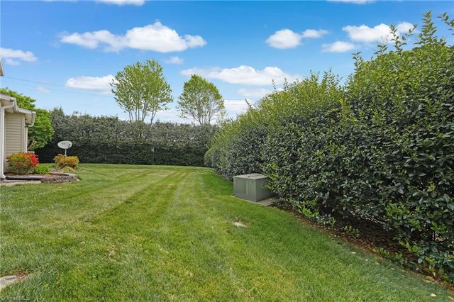 33 Four Farms Circle, Greensboro, NC 27410