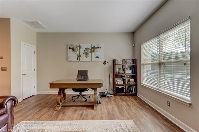 33 Four Farms Circle, Greensboro, NC 27410