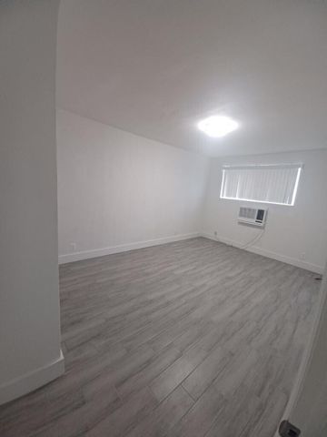 24 SW 13th Street 1-5, Dania Beach, FL 33004