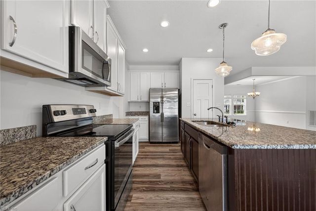 134 Blessing Cir, Suffolk, VA 23434