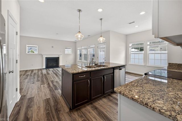 134 Blessing Cir, Suffolk, VA 23434