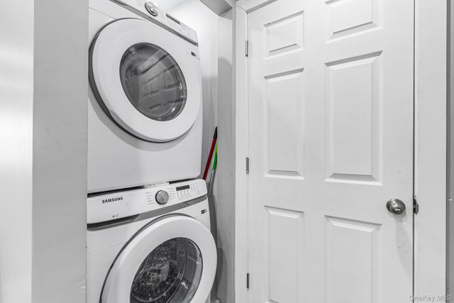 9 Deer Street, Wyandanch, NY 11798