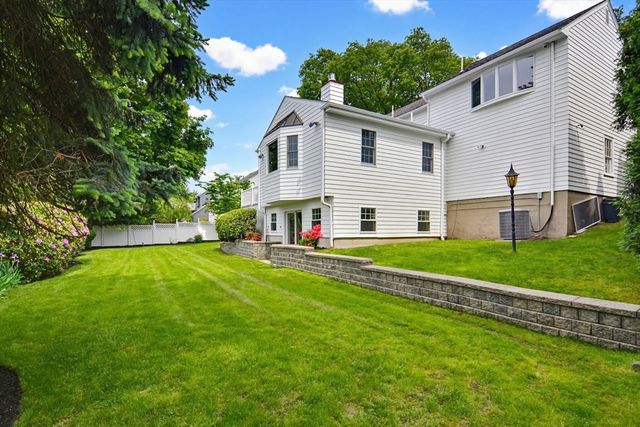 81 Brettwood Road, Belmont, MA 02478
