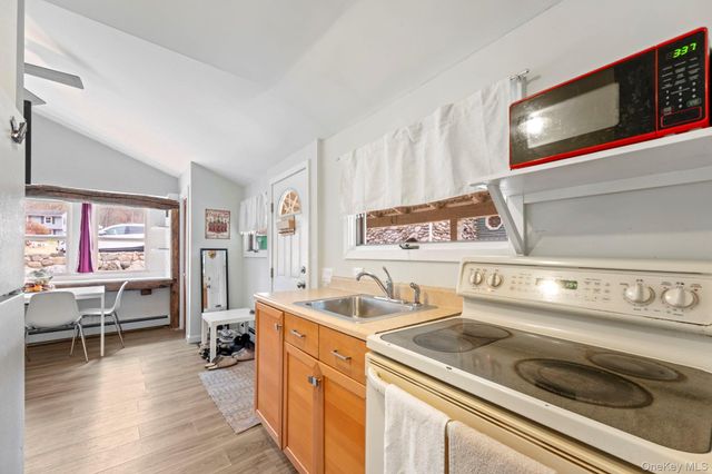 18 Lakeview Road, Carmel, NY 10512