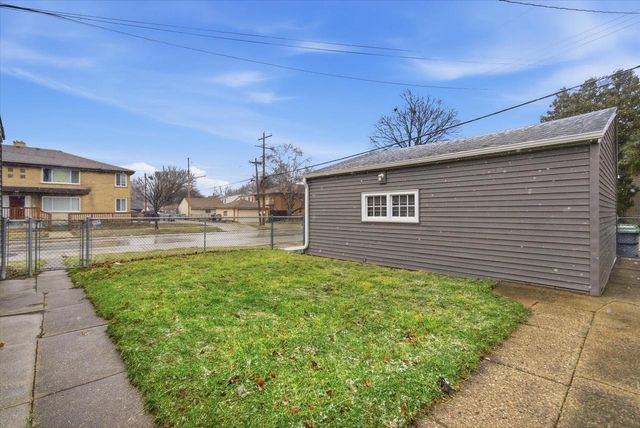 4380 N 51st BOULEVARD, Milwaukee, WI 53216