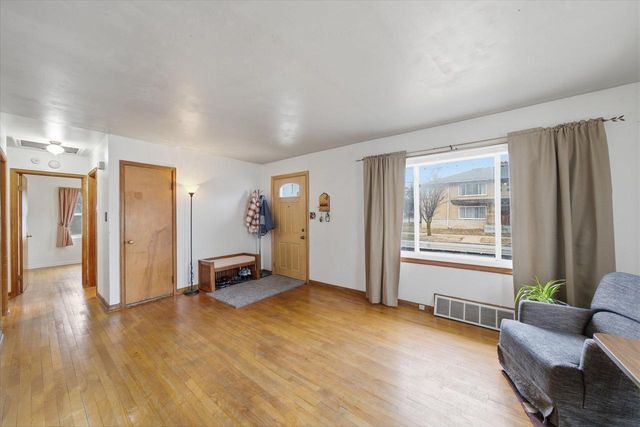 4380 N 51st BOULEVARD, Milwaukee, WI 53216