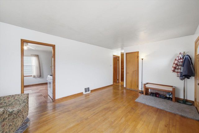 4380 N 51st BOULEVARD, Milwaukee, WI 53216