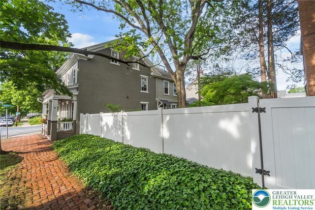 640 High Street, Bethlehem City, PA 18018