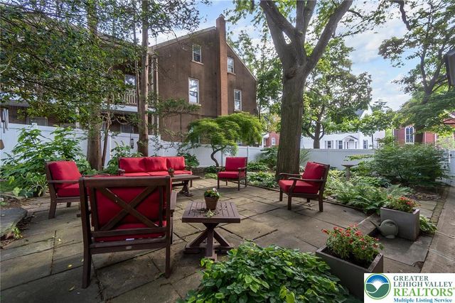 640 High Street, Bethlehem City, PA 18018