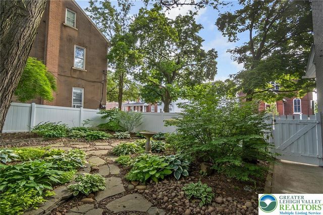 640 High Street, Bethlehem City, PA 18018