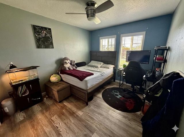 2445 N Millbrook Avenue, Fresno, CA 93703