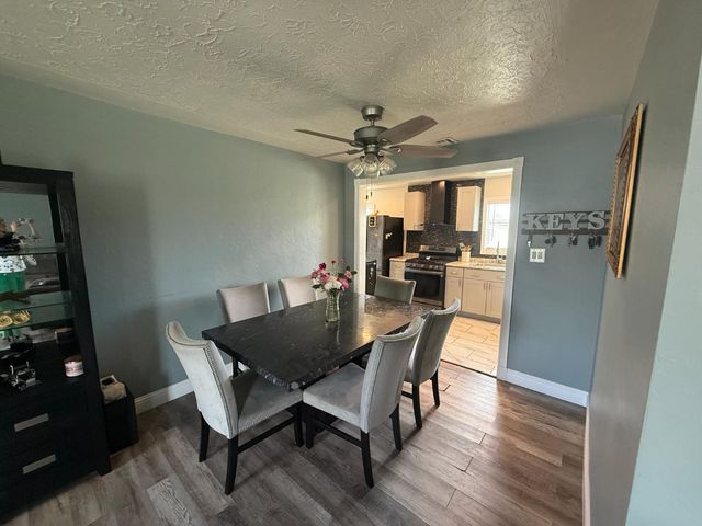 2445 N Millbrook Avenue, Fresno, CA 93703