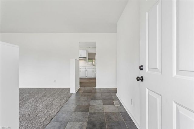 103 Sequoia RD, Portsmouth, VA 23701