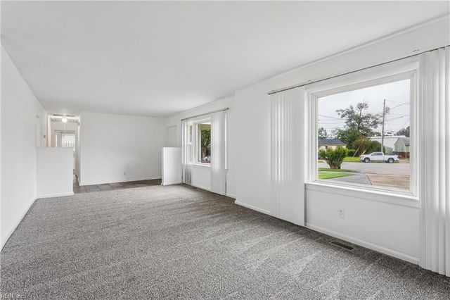 103 Sequoia RD, Portsmouth, VA 23701
