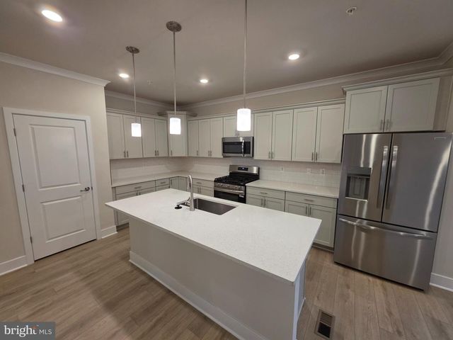 505 WILLOWSHIRE ST, Middle River, MD 21220