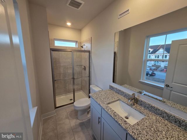 505 WILLOWSHIRE ST, Middle River, MD 21220