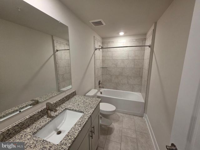 505 WILLOWSHIRE ST, Middle River, MD 21220