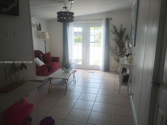 3024 SW 51st Street, Dania Beach, FL 33312