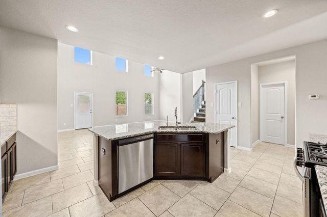 2719 Kaman Lane, Pearland, TX 77581