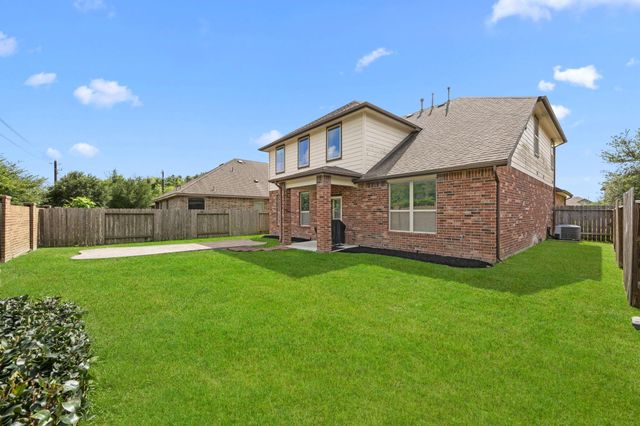2719 Kaman Lane, Pearland, TX 77581