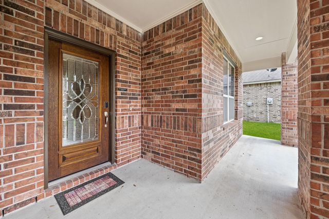 2719 Kaman Lane, Pearland, TX 77581