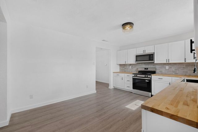 6707 Wills Way SW, Albuquerque, NM 87121