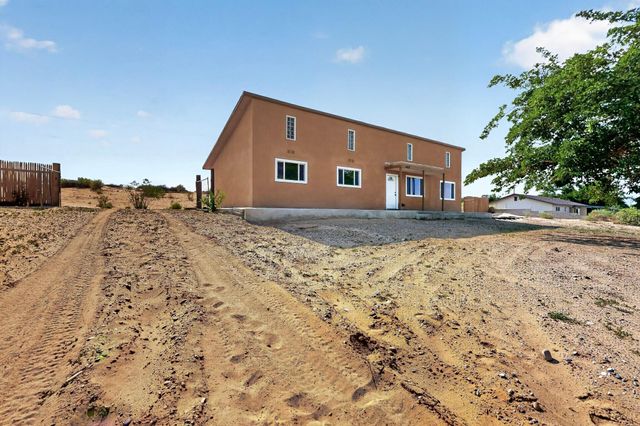 6707 Wills Way SW, Albuquerque, NM 87121