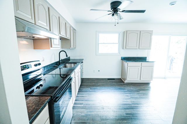 750 N Meridian Road, Valparaiso, IN 46385