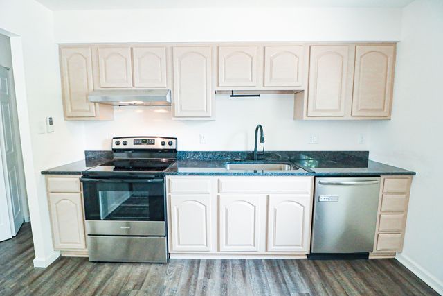 750 N Meridian Road, Valparaiso, IN 46385