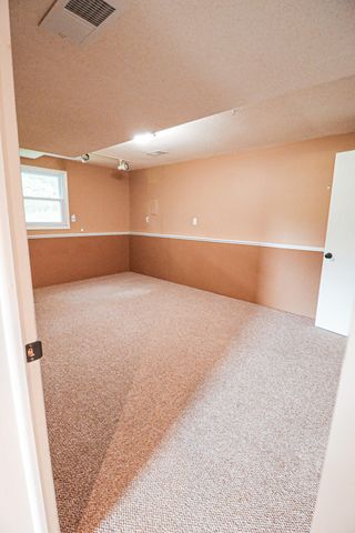 750 N Meridian Road, Valparaiso, IN 46385