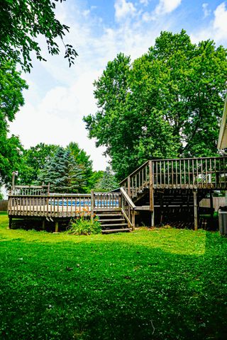 750 N Meridian Road, Valparaiso, IN 46385