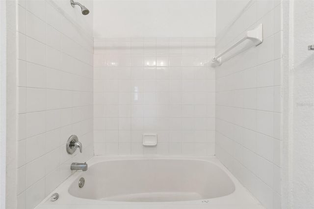 4304 BAYSIDE VILLAGE DRIVE 204, Tampa, FL 33615