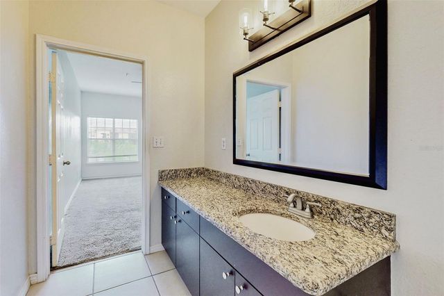 4304 BAYSIDE VILLAGE DRIVE 204, Tampa, FL 33615