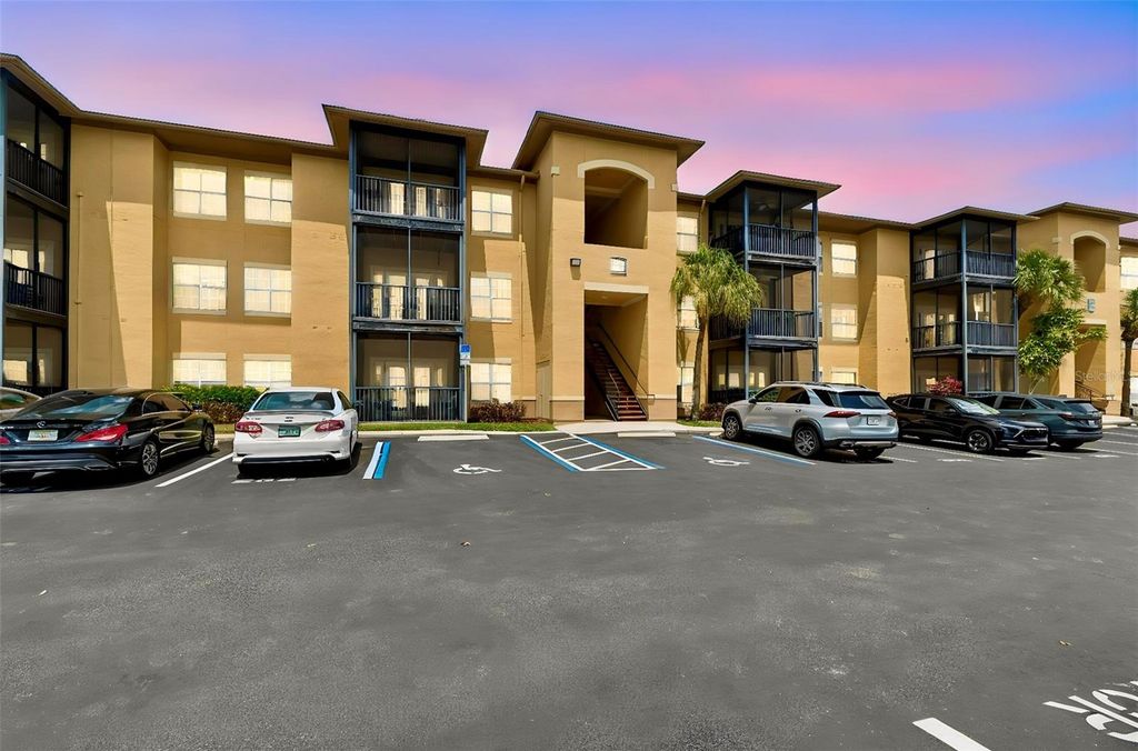 4304 BAYSIDE VILLAGE DRIVE 204, Tampa, FL 33615