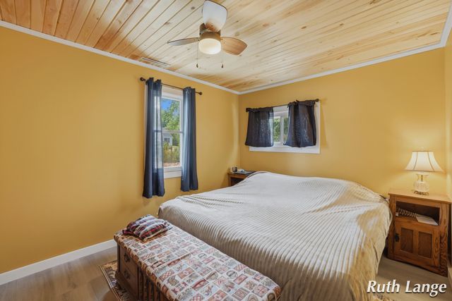 1640 Mclaughlin Avenue, Muskegon Twp, MI 49442