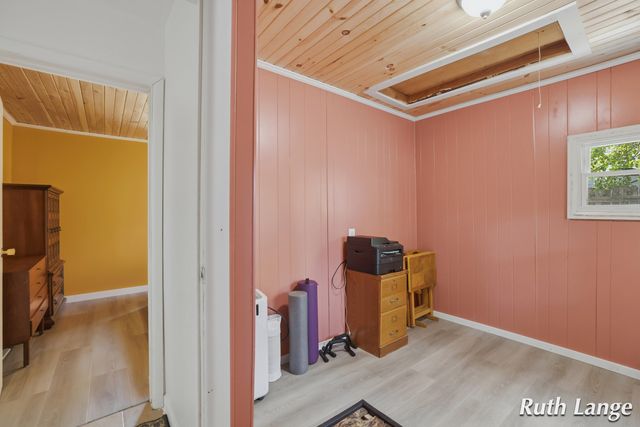 1640 Mclaughlin Avenue, Muskegon Twp, MI 49442