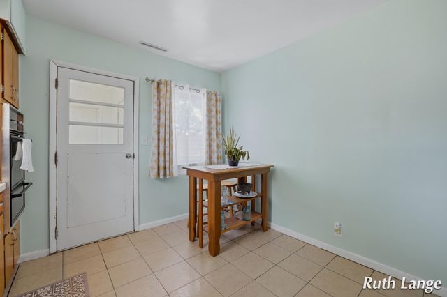 1640 Mclaughlin Avenue, Muskegon Twp, MI 49442