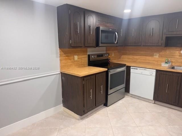 16300 Golf Club Rd 208, Weston, FL 33326